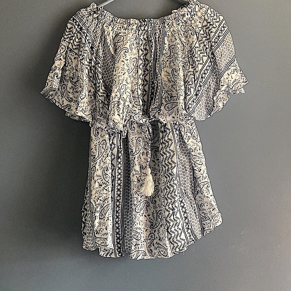 NWT Olivaceous Tunic Top Off the Shoulder